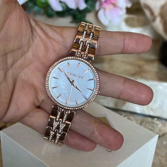 Michael Kors bracelet watch 37MM - Picture 3 of 11